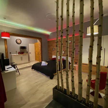 Koa - Inside Old Town Брашов